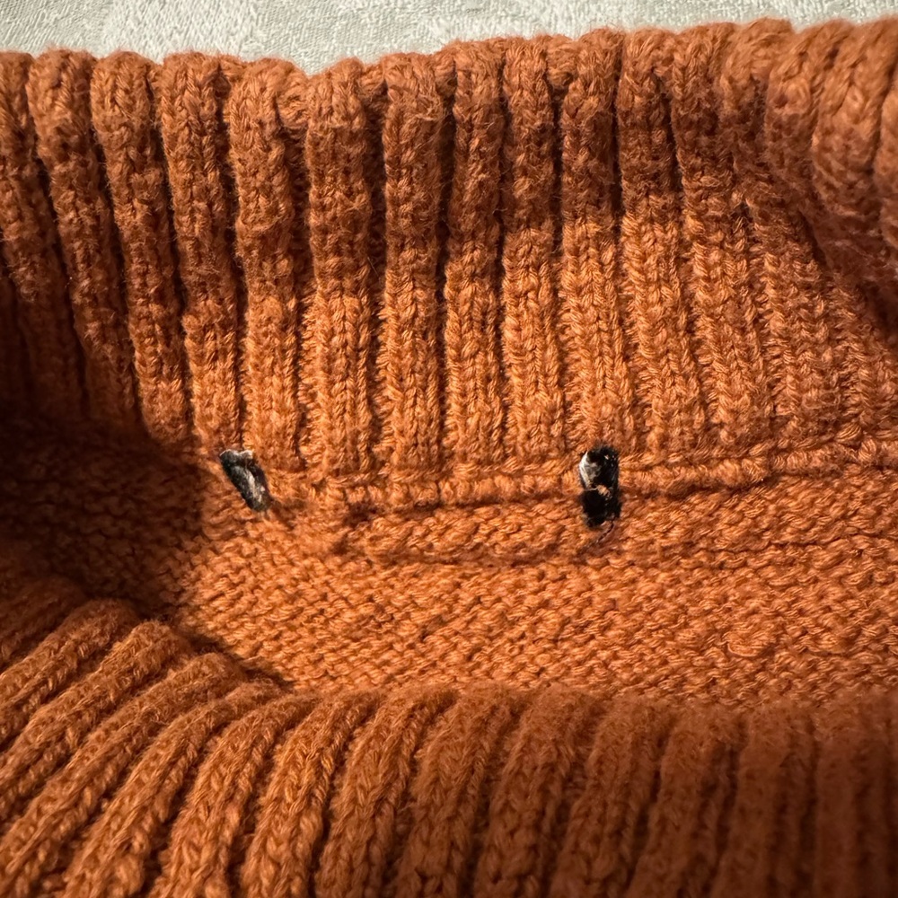 Orange knit sweater - Picture 3 of 3